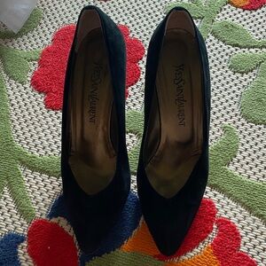 Yves Saint Laurent Black Heels